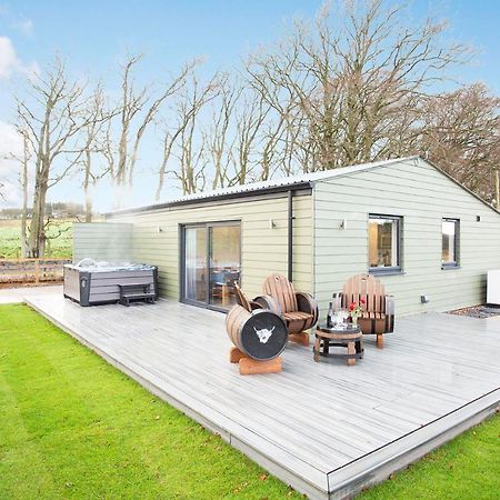 Shiphorns Luxury Cabin With A Hot Tub Eddleston Exteriér fotografie